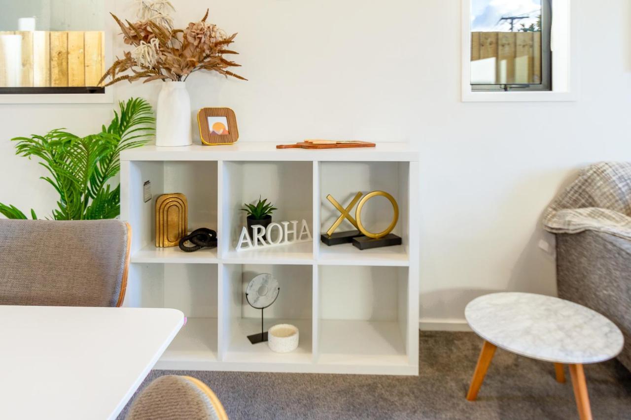 Trendy 3 Bedroom 2 Bath Residence, Central City クライストチャーチ エクステリア 写真